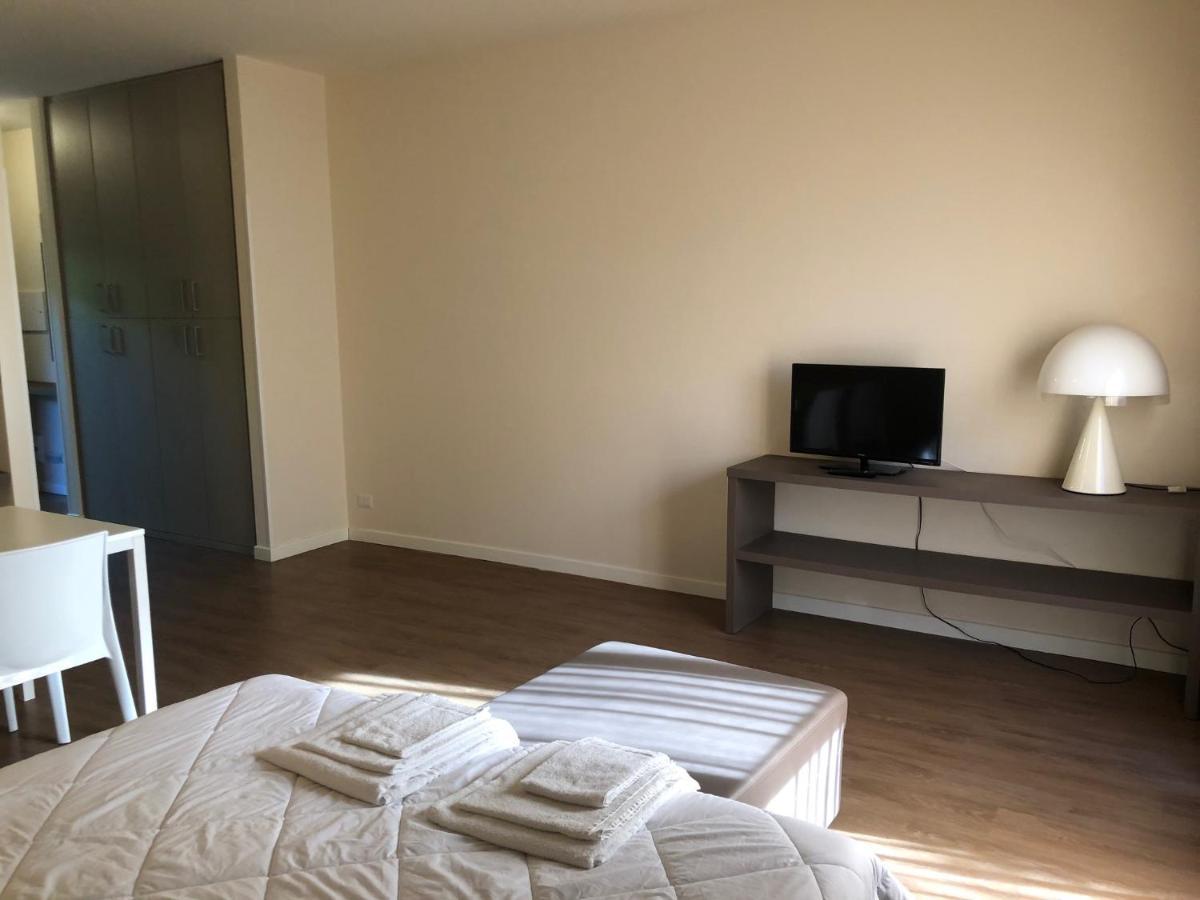 리치오네 Residenze Al Colle Dei Pini 아파트 호텔 외부 사진