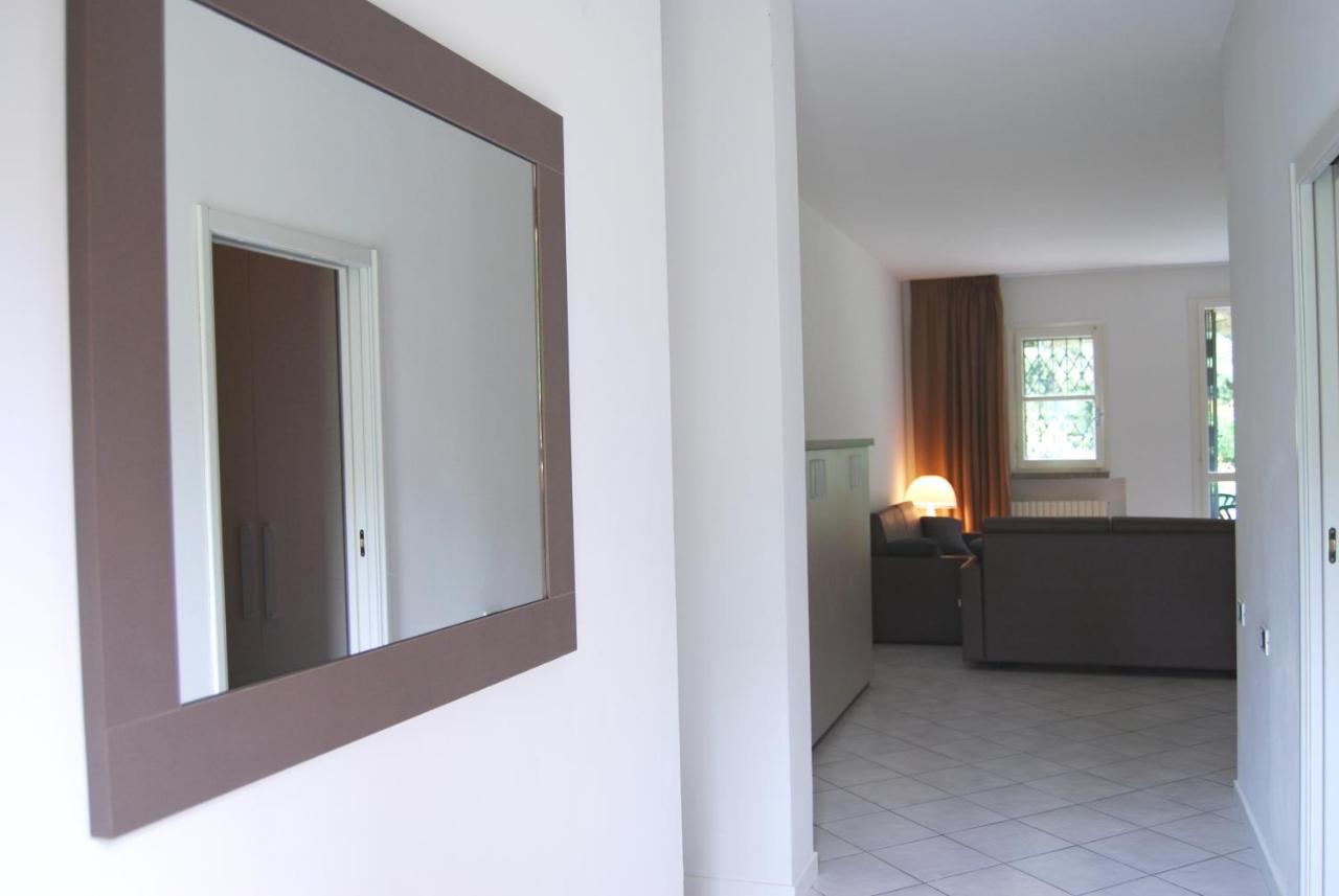 리치오네 Residenze Al Colle Dei Pini 아파트 호텔 외부 사진